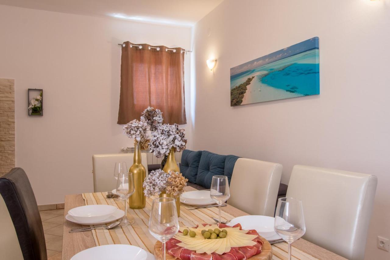 Apartments Ivica 1706 Ližnjan المظهر الخارجي الصورة