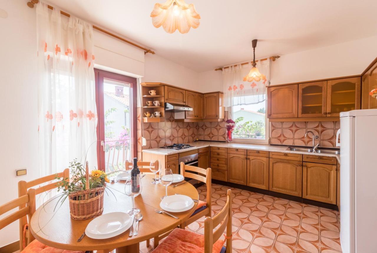 Apartments Ivica 1706 Ližnjan المظهر الخارجي الصورة