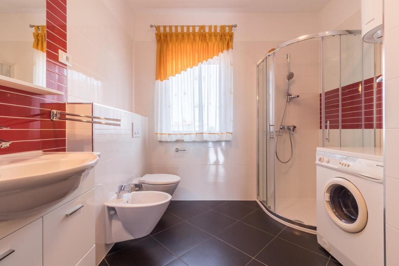 Apartments Ivica 1706 Ližnjan المظهر الخارجي الصورة
