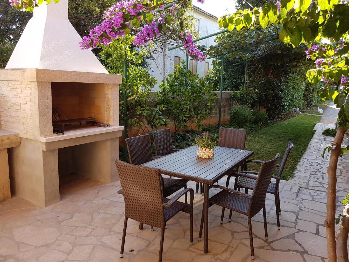 Apartments Ivica 1706 Ližnjan المظهر الخارجي الصورة
