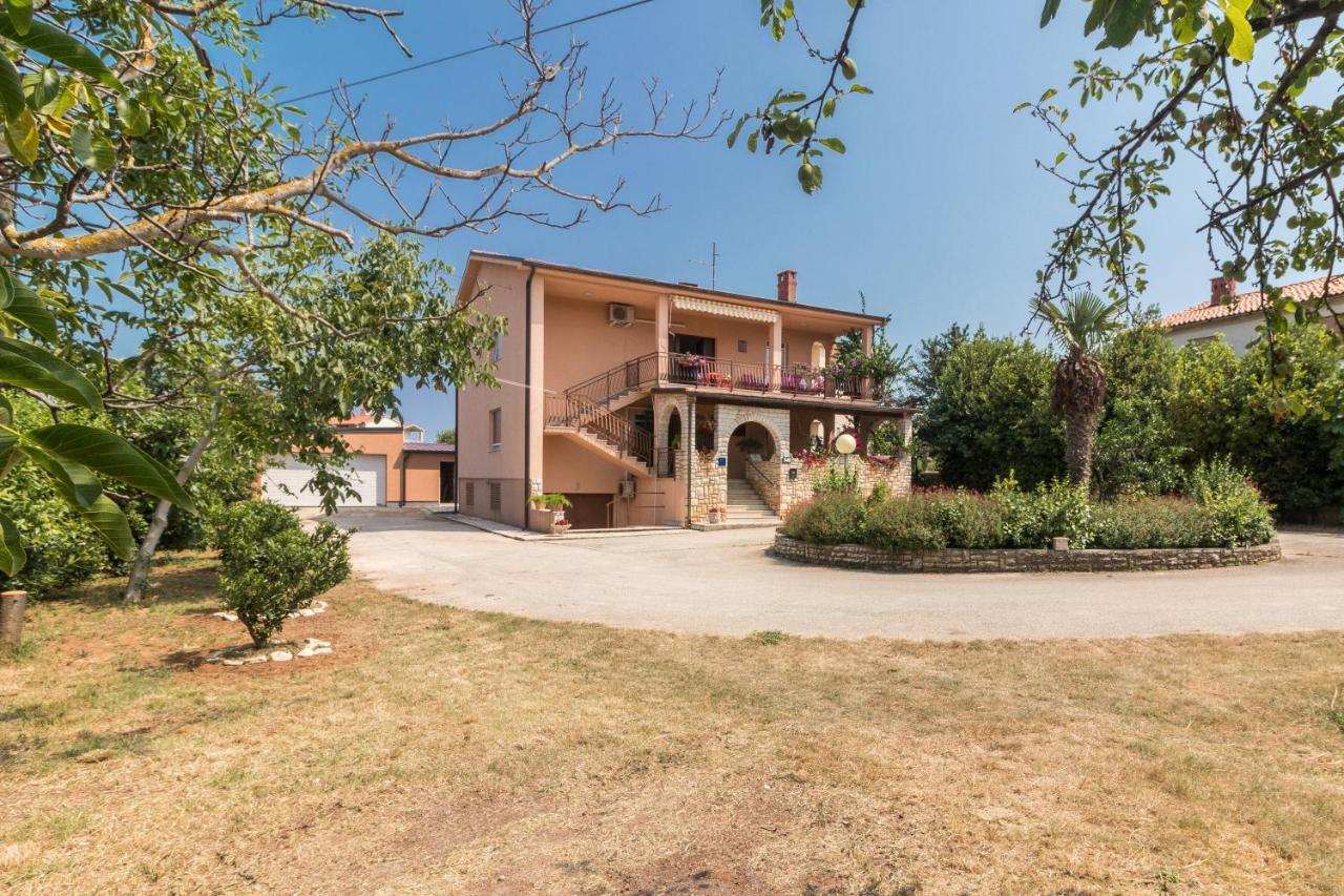 Apartments Ivica 1706 Ližnjan المظهر الخارجي الصورة